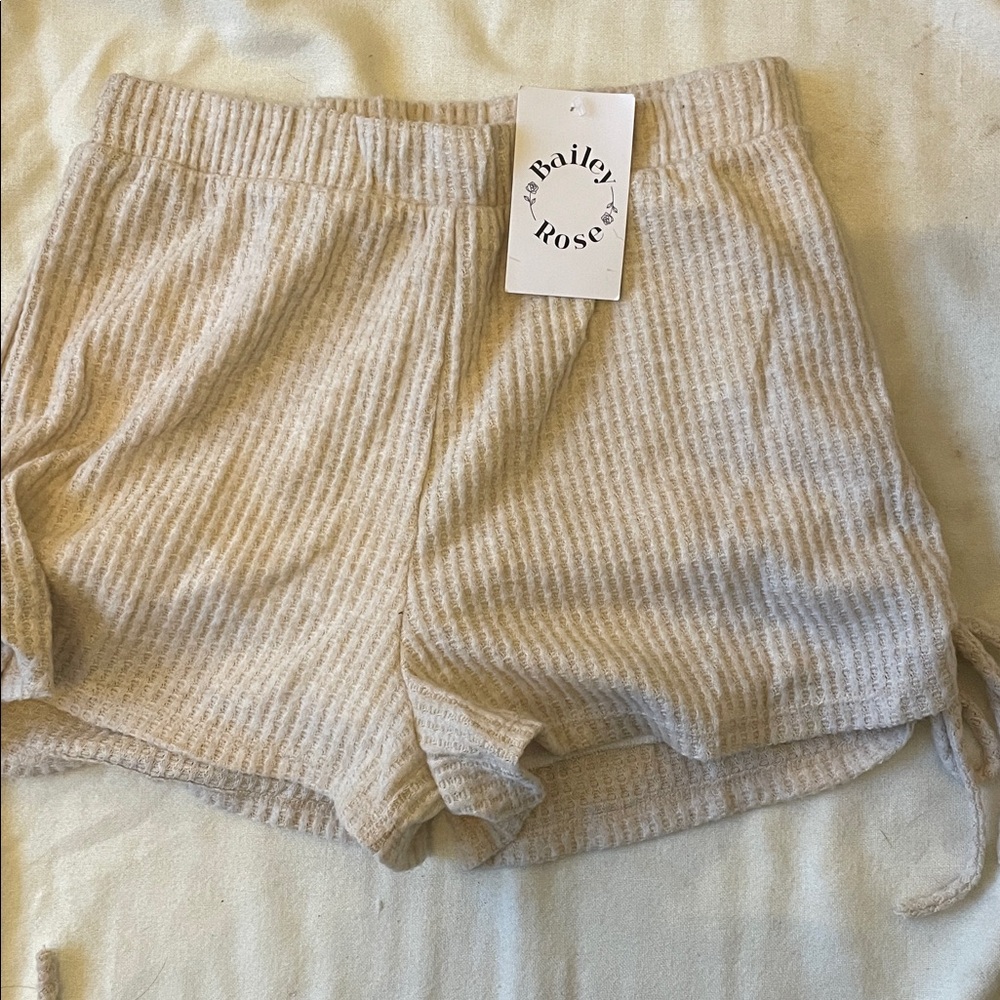 Bailey Rose Women's Cream Shorts
